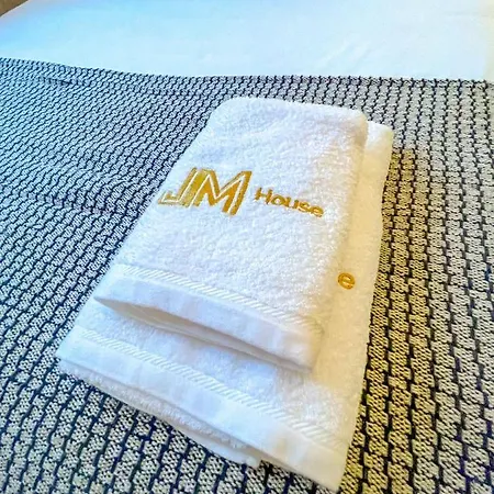 Jm House - Holidays Appartement *